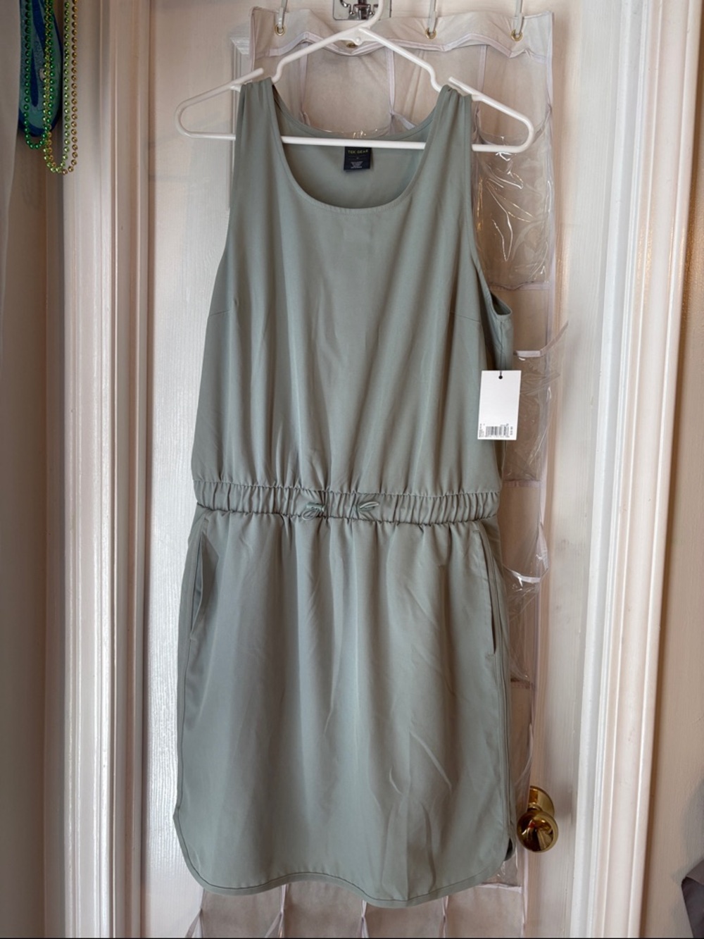 NWT Tek Gear cinch waist sleeveless dress size medium in mint green.